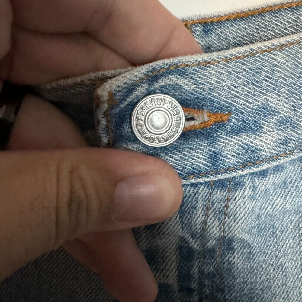 Vintage Levis Jeans Mens 36 Blue Denim 550 90s Y2K Relaxed Straight Skate 36x30 - Picture 4 of 14